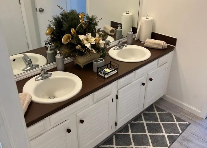 Cozy Private 5 Min From Saint Francis Hospital And Woodland Hills Mall Apartment Tulsa